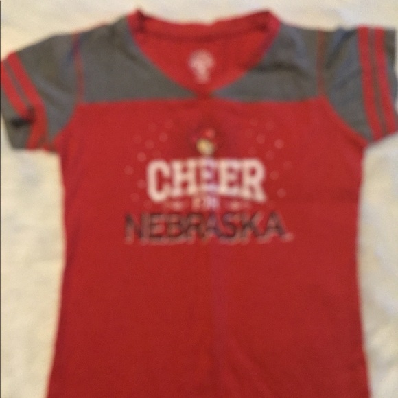 👶🏻 (bundle 3 kids items for $12) Cheers NE top - Picture 2 of 6